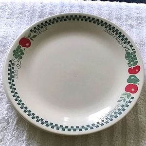 4 Corelle apple plates